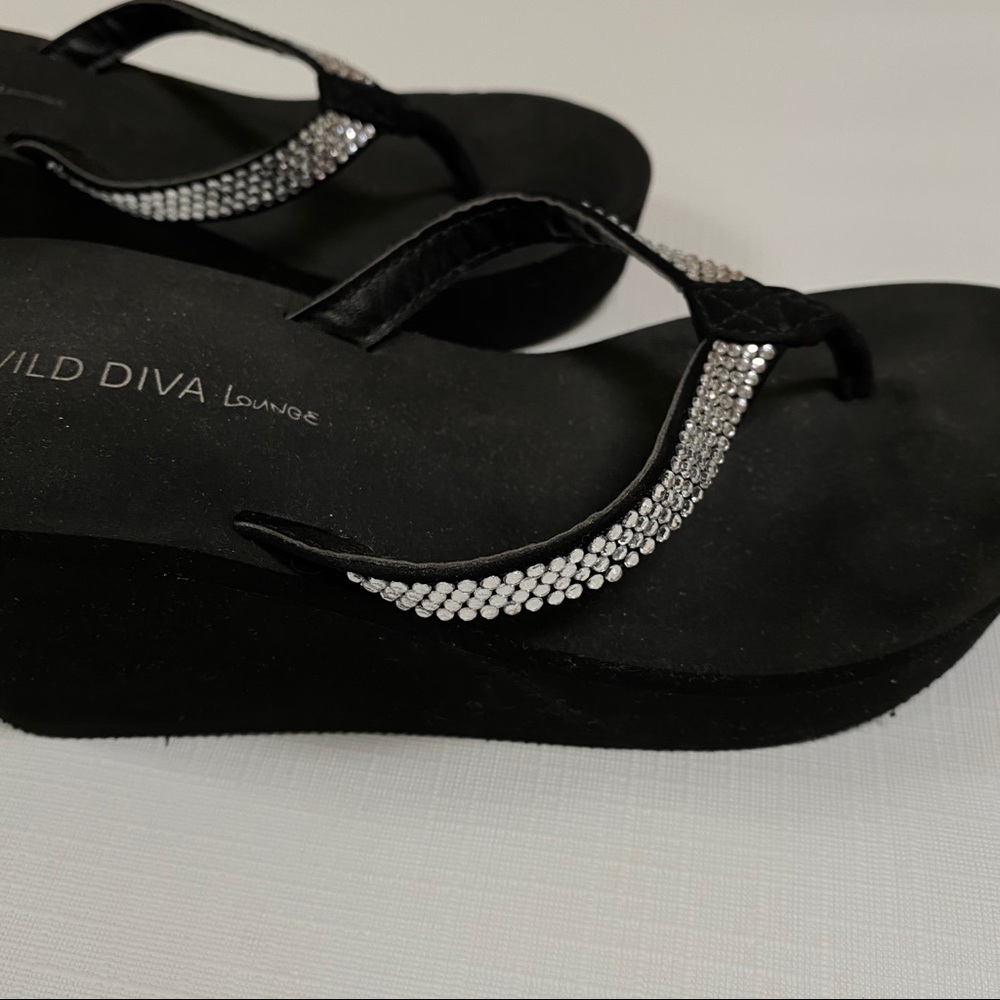 Wild Diva Lounge Wedge Thongs with Gem Straps